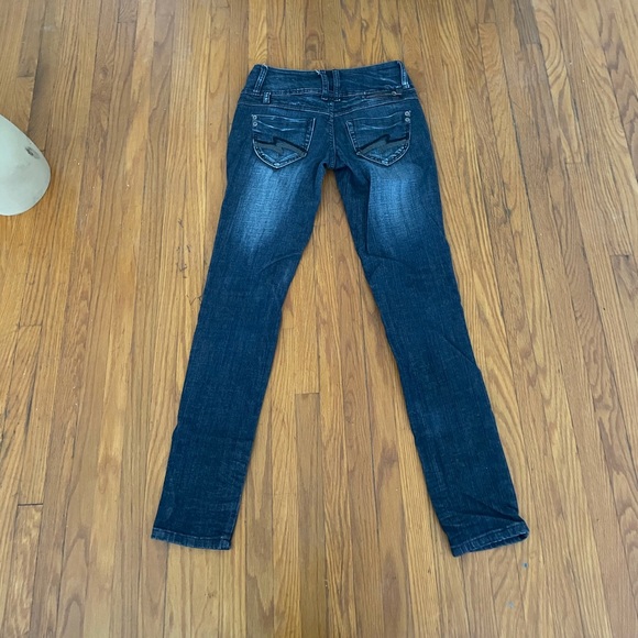 Dana Di Jeans - Size 5. - Picture 2 of 6